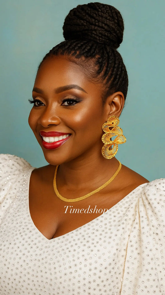 Parure Prestige Dorée – Collier + Boucles d’oreilles