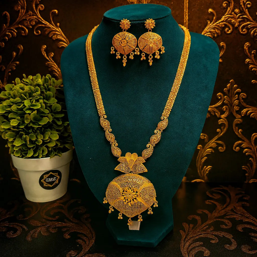 Sautoir Néné - Plaque or 3 grammes 21k Gold