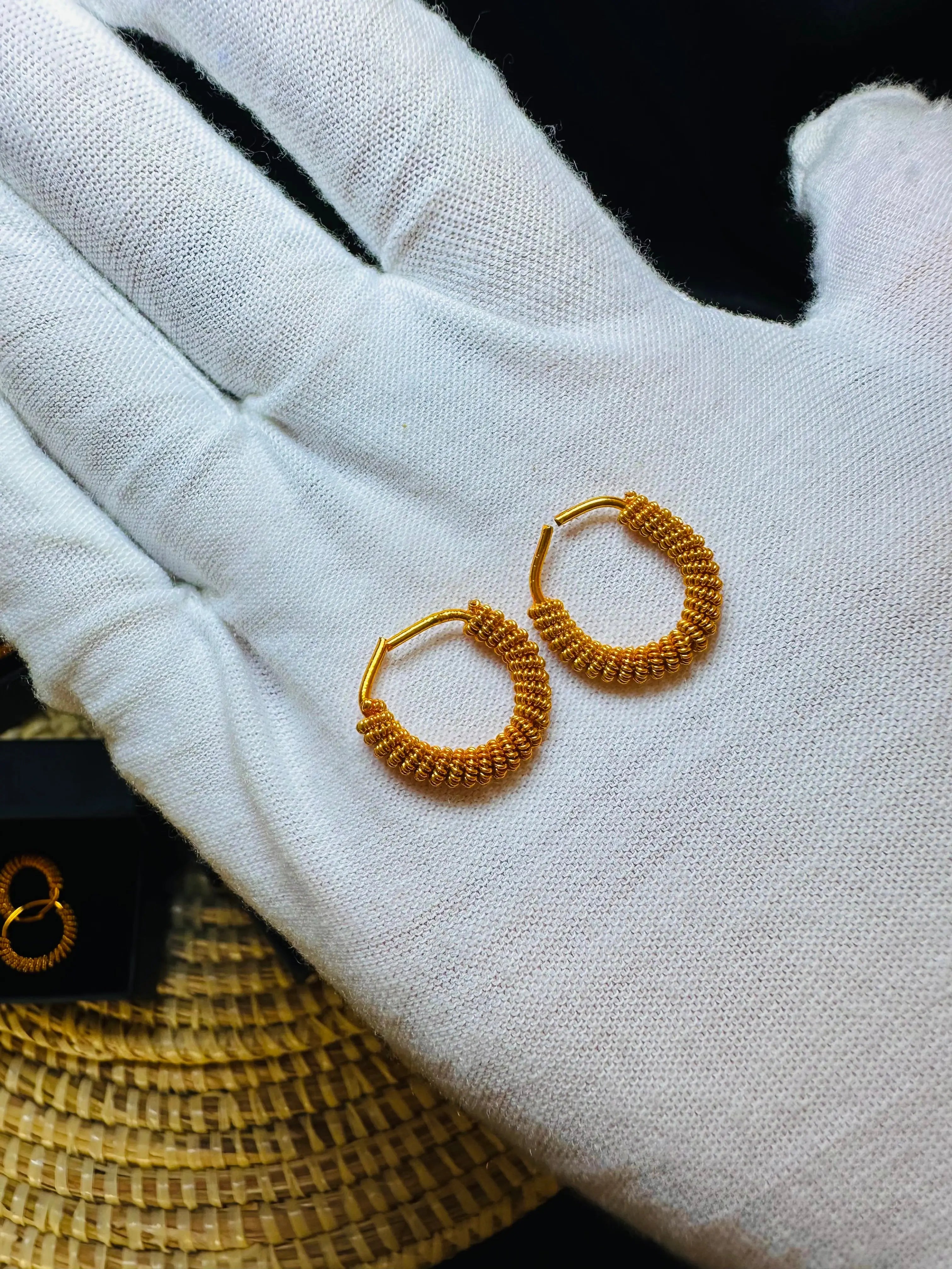 Petite boucle d'oreille - Timedshop