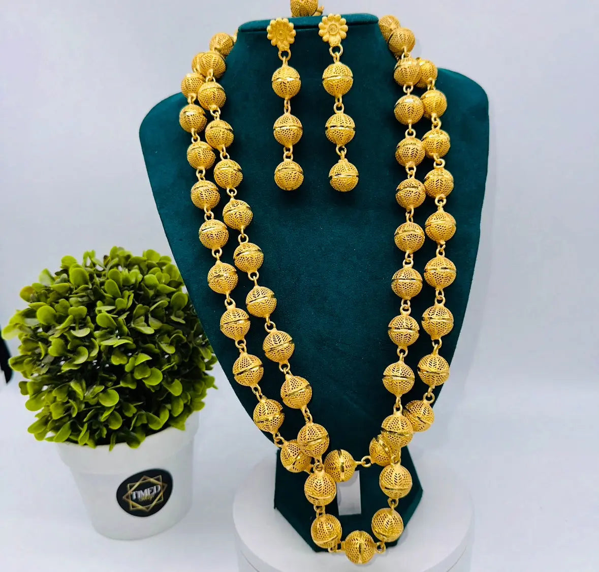 Parure Wassa-Classe et Élégance