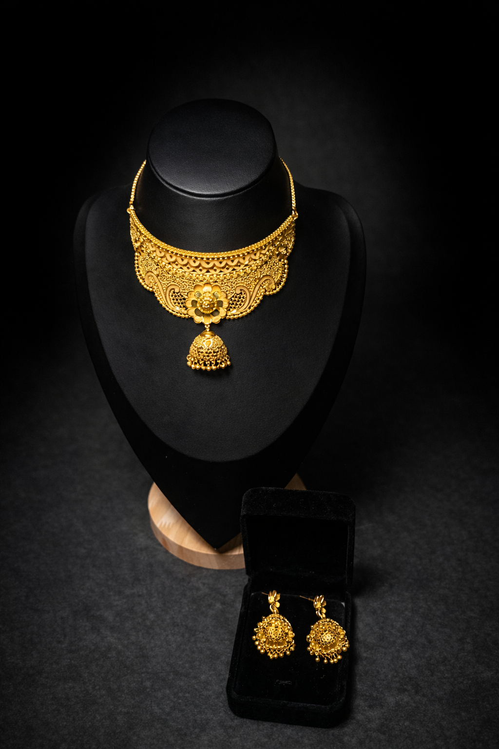 Parure Mado Petit ras de cou ornée dorée enfant petite fille princesse