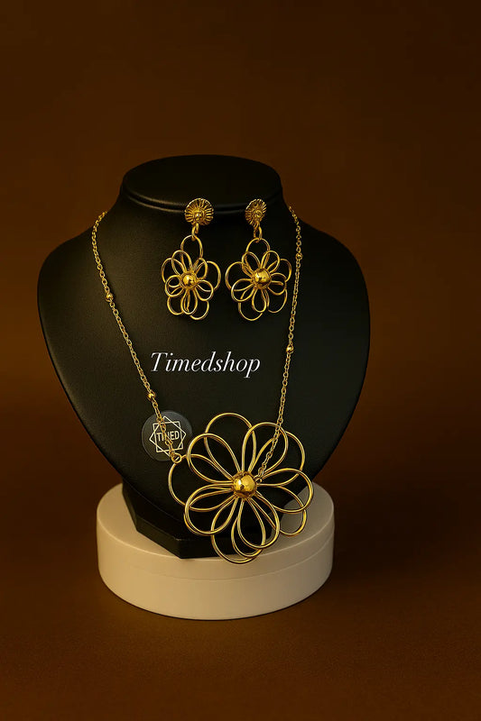 Parure Fleur Dorée – Collier & Boucles d’Oreilles