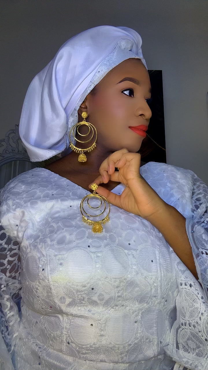 Boucle d'oreille Rabiatou Élégance dorée - 7,5cm